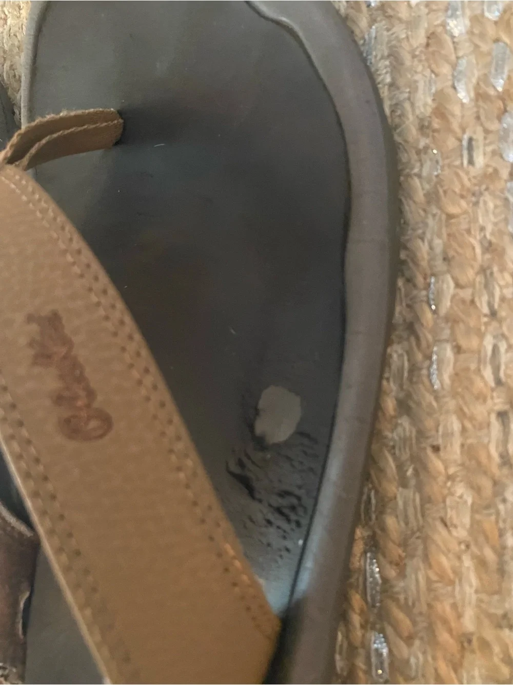 OluKai Ohana Men's Sandals Size 12 Brown Tan Comfort Flip Flops Beach Casual
